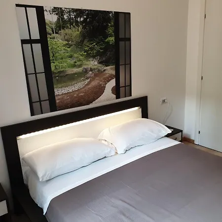 Your Lovely Home, Porta Venezia-1 Queen Bed, 3 Single Beds, 1 Sofa Bed- Milan Exterior photo